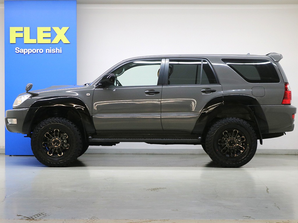 パートタイム式４ＷＤ☆センターデフロック☆ストラーダフローティングナビ（フルセグ、Bluetooth対応）☆