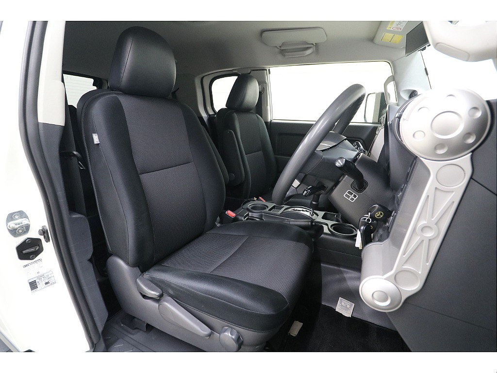 運転席／助手席共に綺麗な状態が保たれております♪