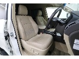 上級グレード専用　本革パワーシート☆