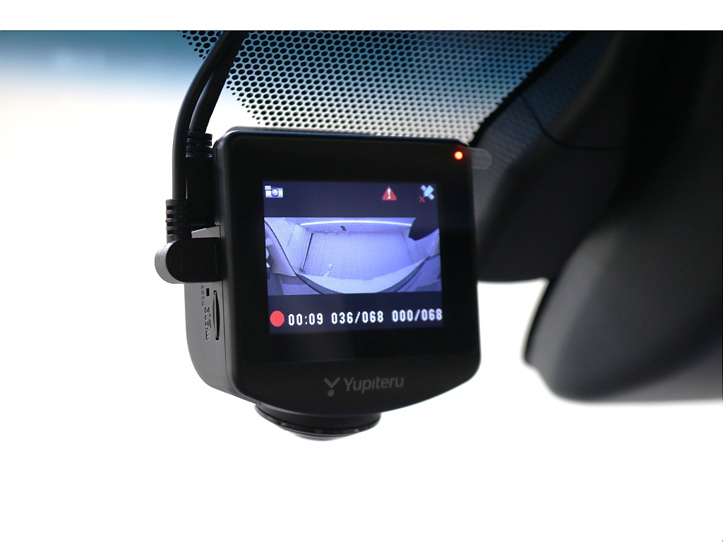 前後ドライブレコーダー☆