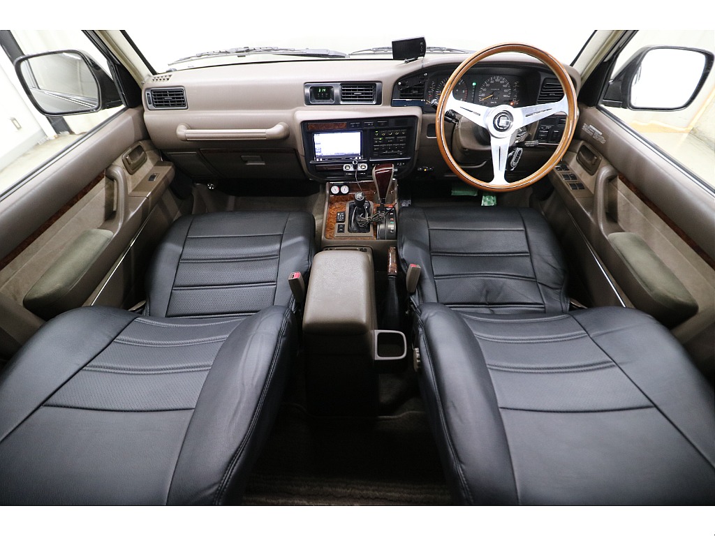 内装は当店にてルームクリーニング済みとなりますので綺麗な状態です♪