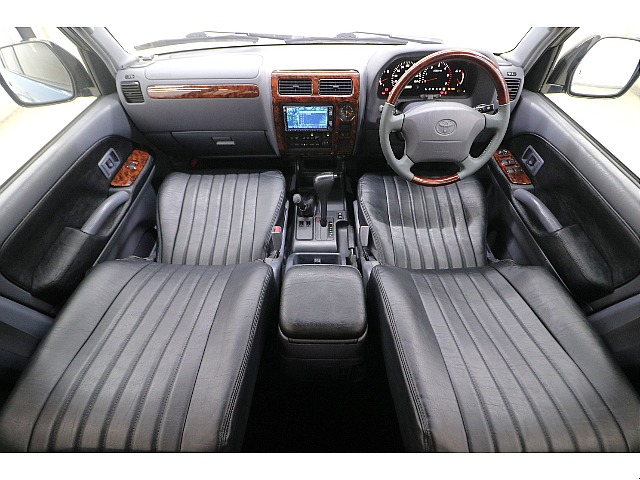 内装は当店にてルームクリーニング済みとなりますので綺麗な状態です♪