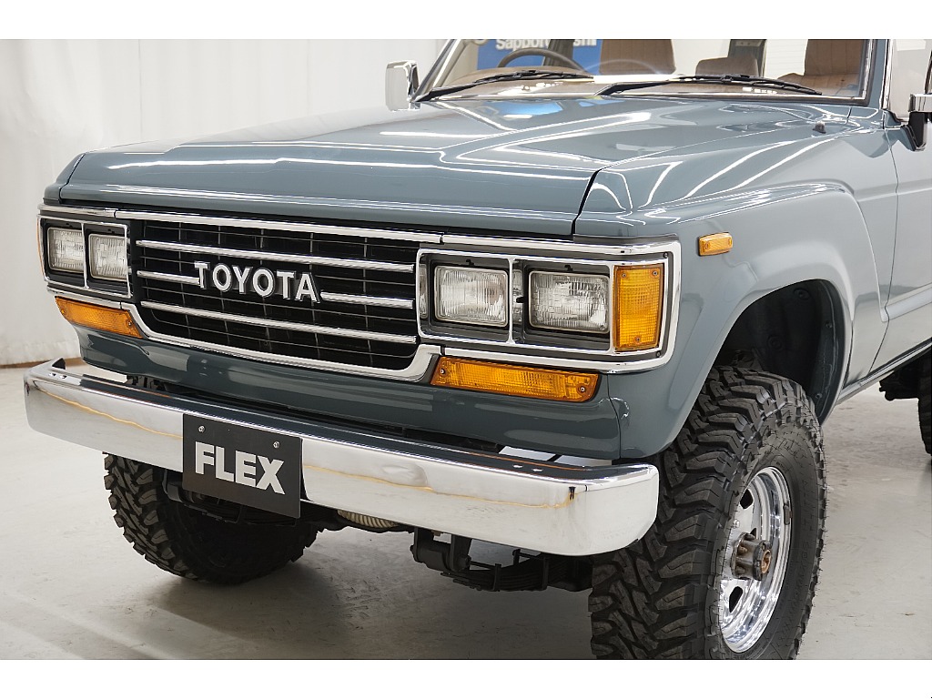 クラシックスタイル☆最終モデル☆ディーゼルターボ☆西日本仕入れ☆全塗装アンヴィルグレーⅡ☆角目４灯ヘッドライト☆ロールーフ換装☆ナローボディ換装☆新品メッキバンパー☆新品フロントグリル☆