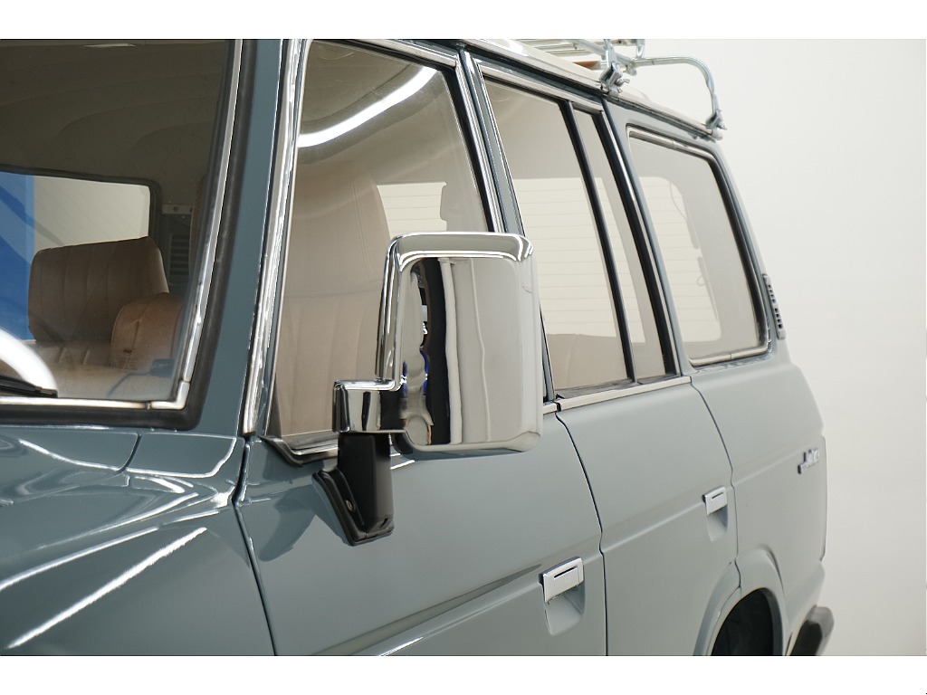 新品メッキドアミラーカバー☆