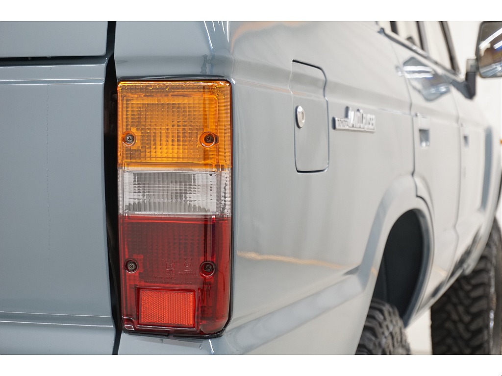 純正テールランプ☆