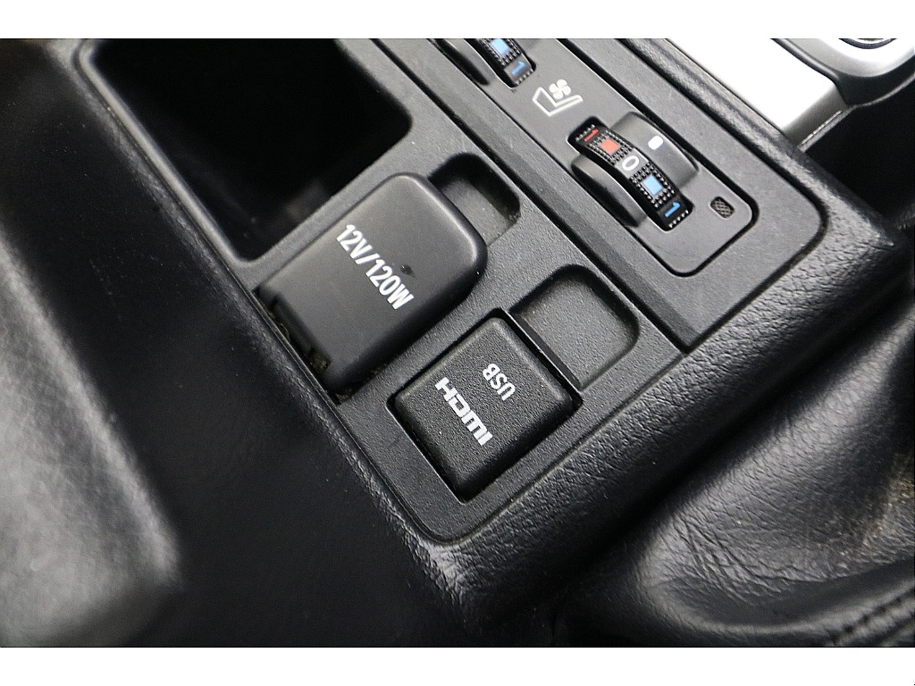 アルパインＨＤＭＩ＆ＵＳＢポート☆