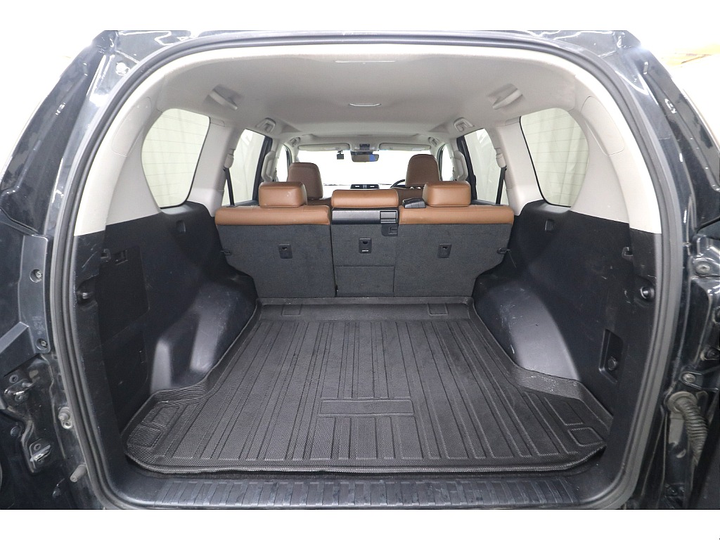 トヨタ&nbsp;ランドクルーザープラド&nbsp;プラド2.8DT TX L-Pkg70th ANV LTD 4WD&nbsp;&nbsp;北海道の詳細画像&nbsp;その9