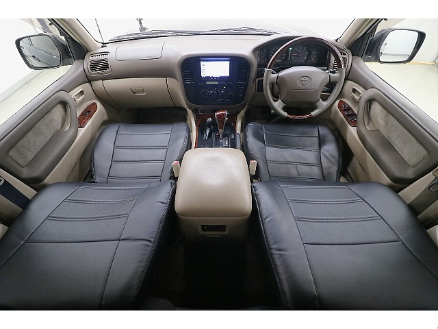 内装は当店にてルームクリーニング済みとなりますので綺麗な状態です♪