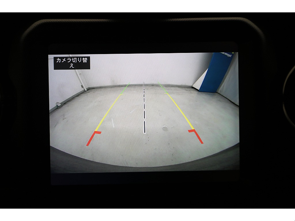 ８．４インチUconnectナビ（AppleCarPlay、androidauto対応）☆フロント、サイド、バックカメラ☆