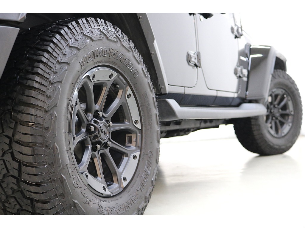 YOKOHAMAジオランダーＸ－ＡＴタイヤ×JEPPESEN　ＭＪＣＲ２１６　１７インチＡＷ☆