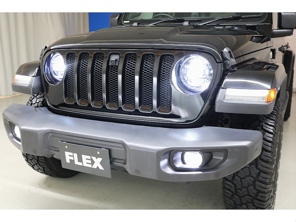 サハラグレード☆維持費の安い２０００ターボＣＣエンジン☆ＪＥＰＰＥＳＥＮフォグハーネスカバー☆ＪＥＰＰＥＳＥＮホイール☆ＬＥＤヘッドランプ☆