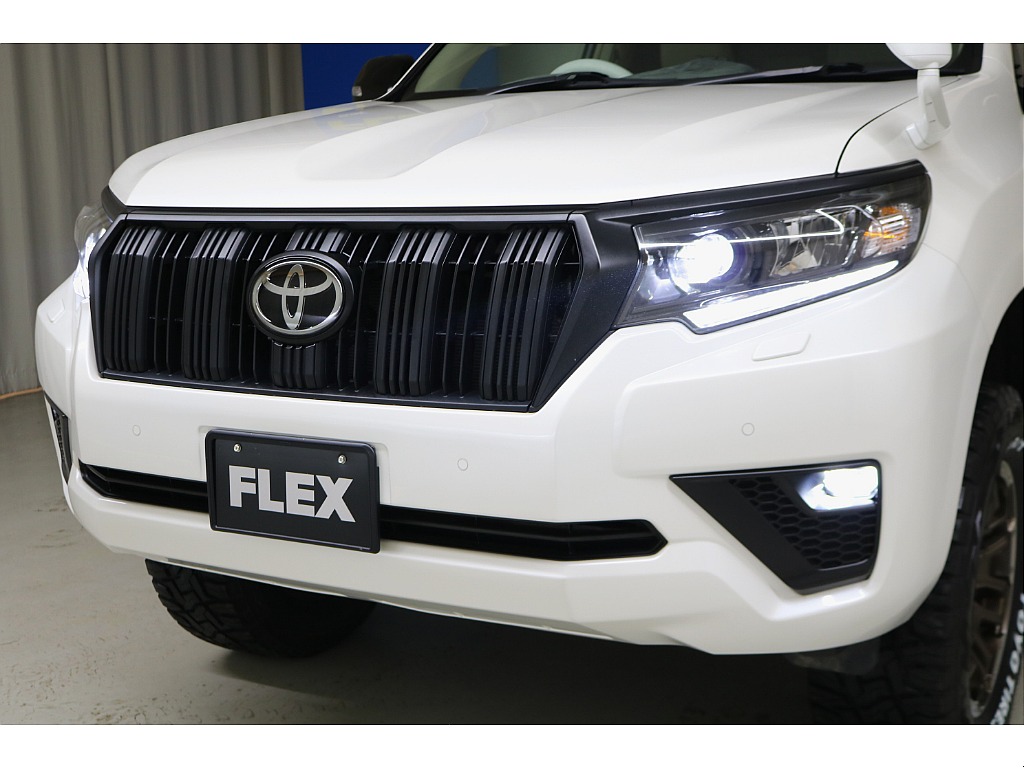 特別仕様車Matt Black Edition☆ワンオーナー☆新品２インチリフトＵＰ☆マッドブラックエディションＬＥＤヘッドランプ☆フロントグリル☆フォグランプベゼル☆