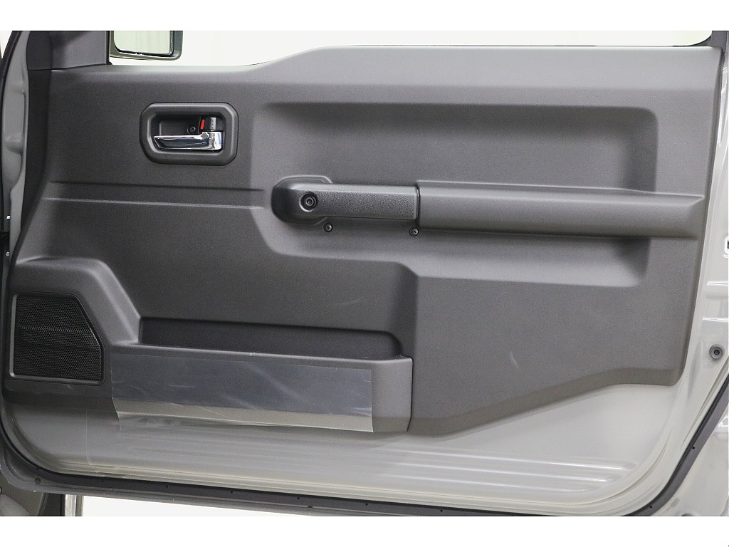 ドアトリムになります☆