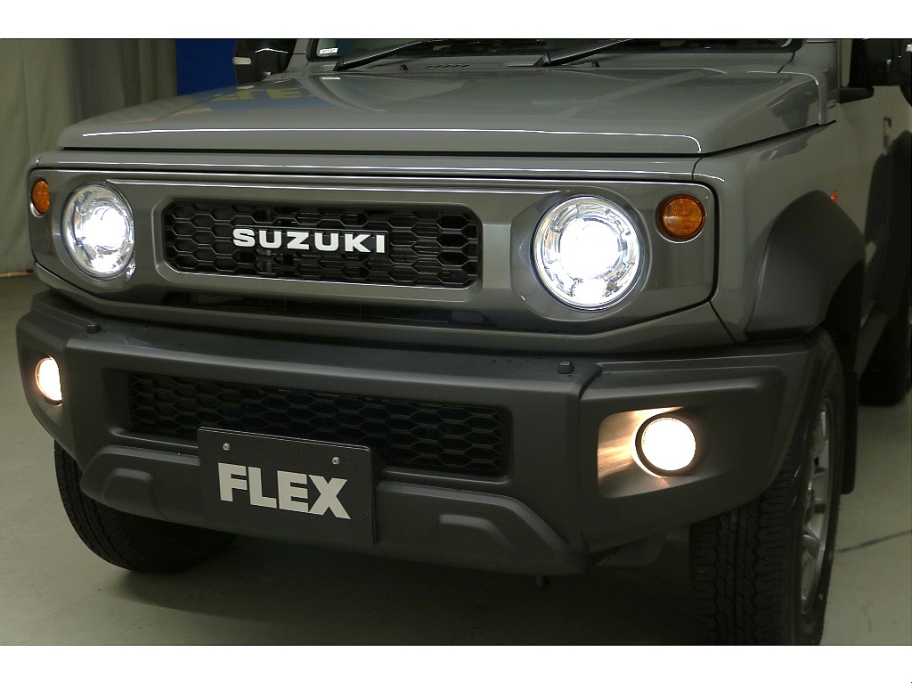 買取特選車☆ワンオーナー☆低走行☆本州仕入れ☆純正カラーミディアムグレー☆純正オプションフロントグリル☆ＬＥＤヘッドランプ☆