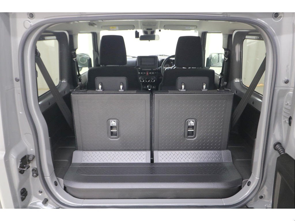 ラゲッジスペースになります☆