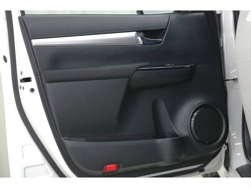 ドアトリムになります☆