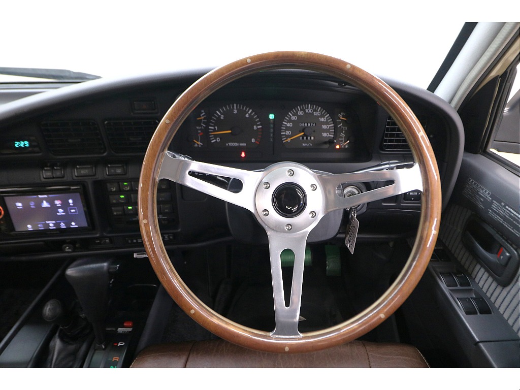 クラシックウッドステアリング☆