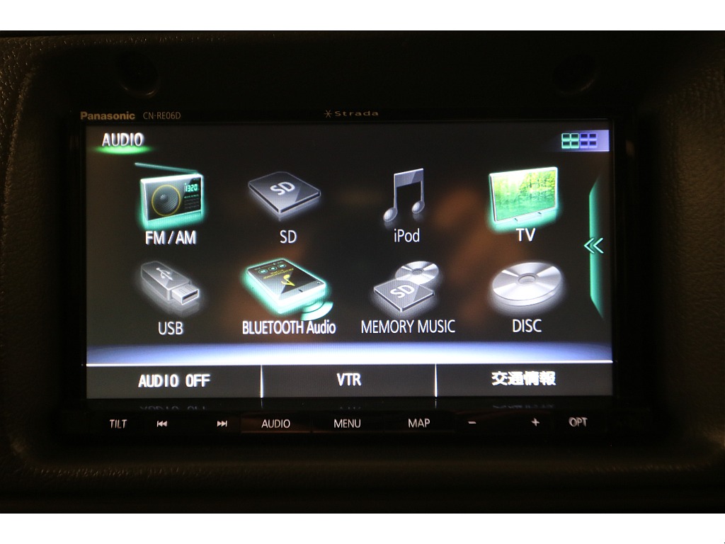 ストラーダＳＤナビ（フルセグ、Bluetooth対応）☆バックカメラ☆