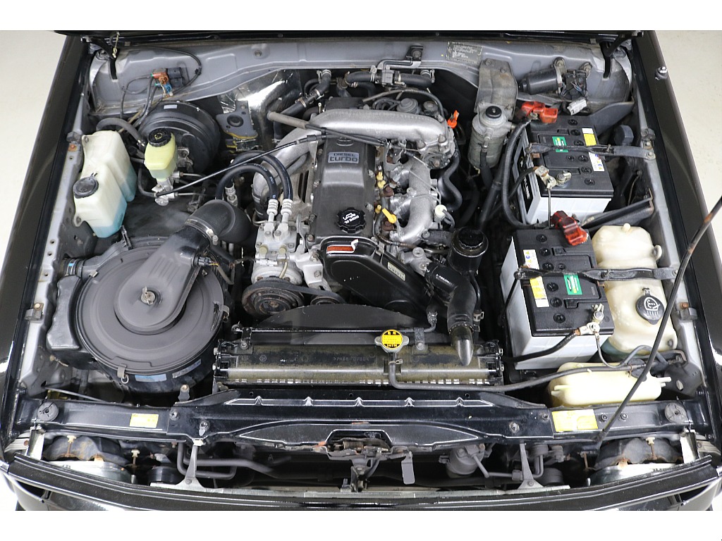 耐久性に優れた１ＫＺエンジン搭載☆軽やかな走り出しが特徴的です♪