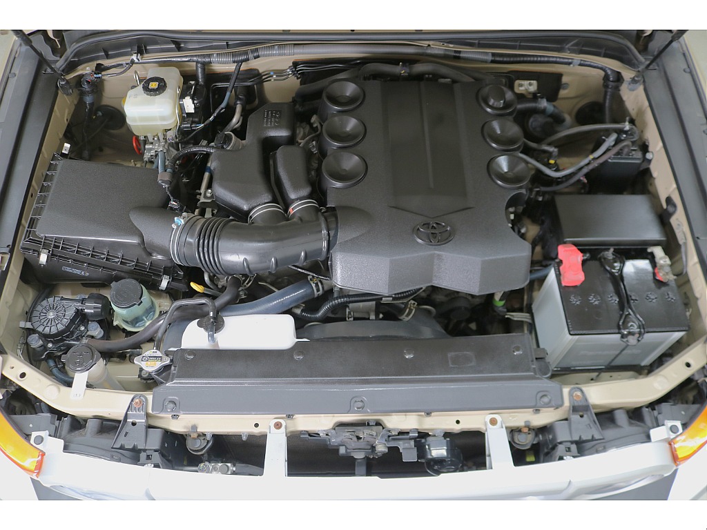 エンジンルームになります☆