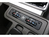 運転席／助手席シートヒーター＆ベンチレーション☆
