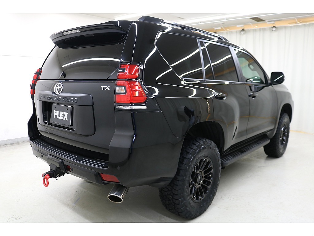 特別仕様車Matt Black Edition☆マルチテレインモニター☆７人乗り☆リフトＵＰ☆