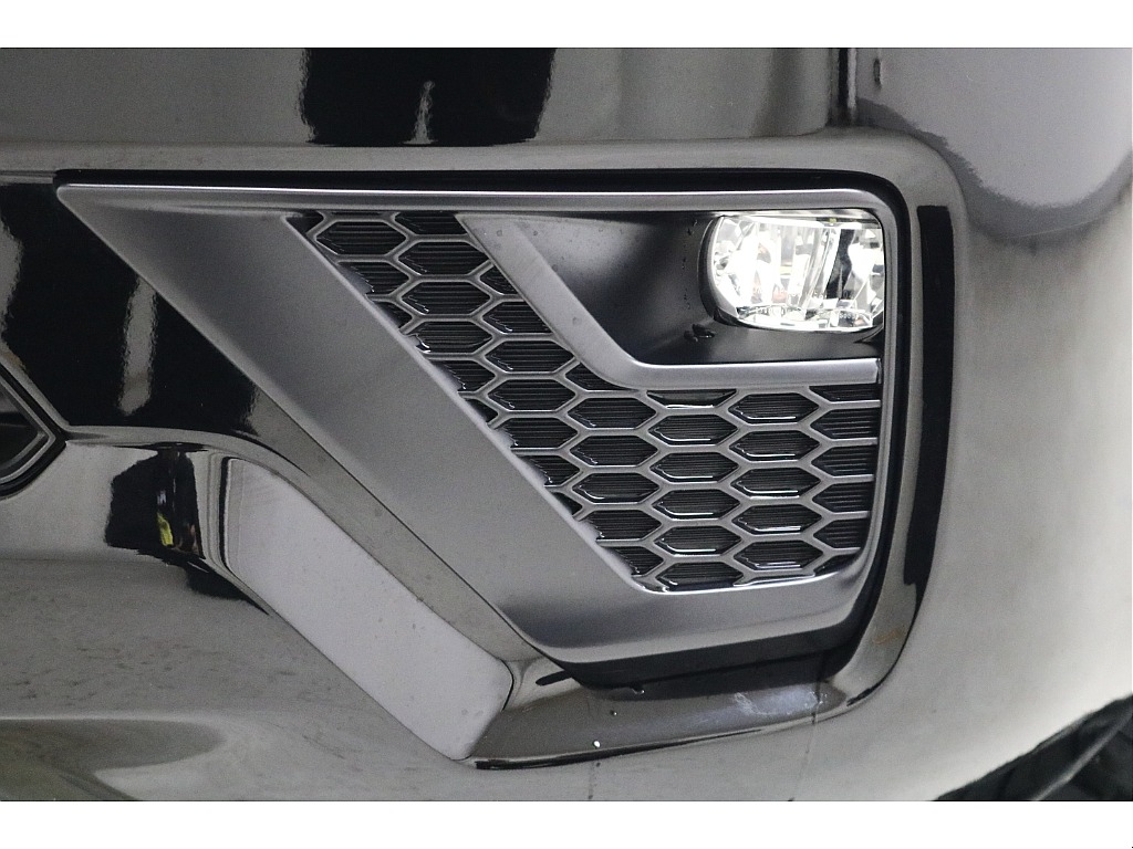 特別仕様車マッドブラックエディション☆