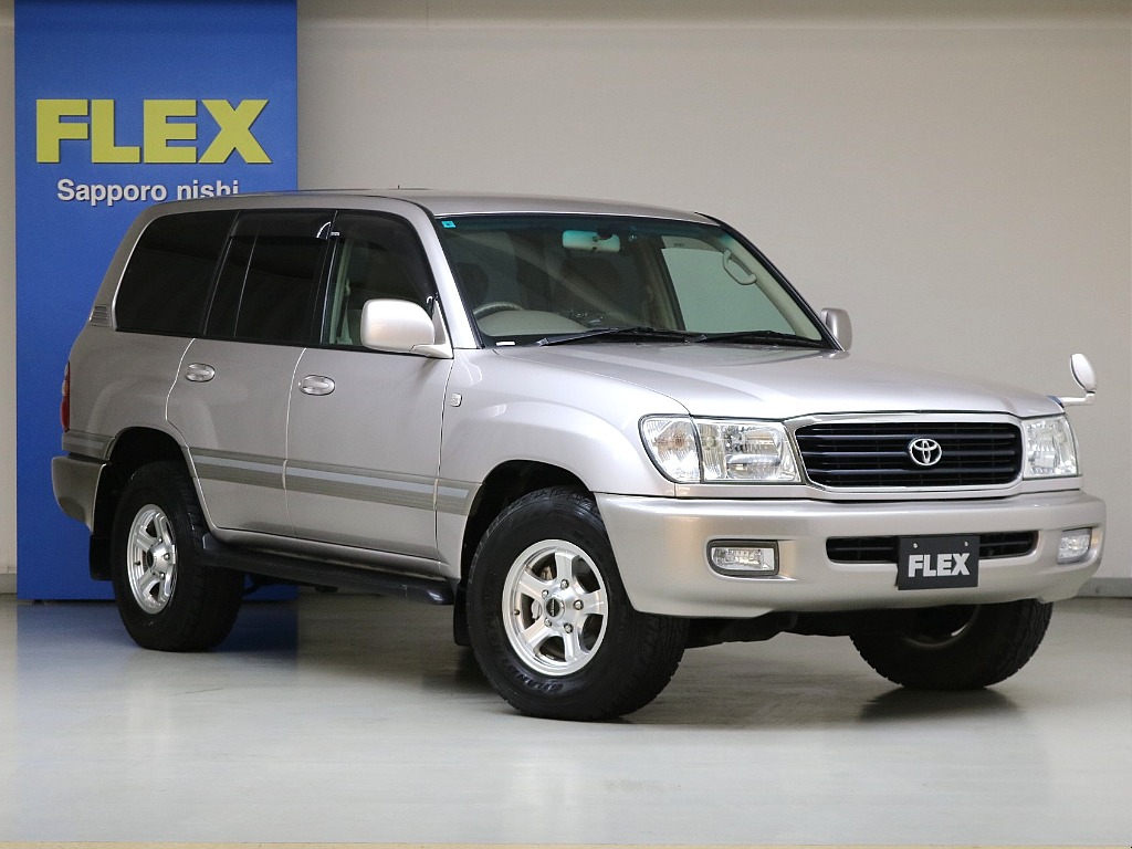 純正カラー：ウォームシルバーメタリック☆純正ヘッドライト☆新品クリスタルフォグランプ☆新品ＬＥＤサイドマーカー☆純正テールランプ☆