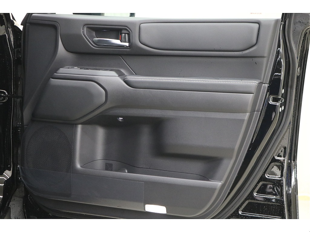 ドアトリムになります☆