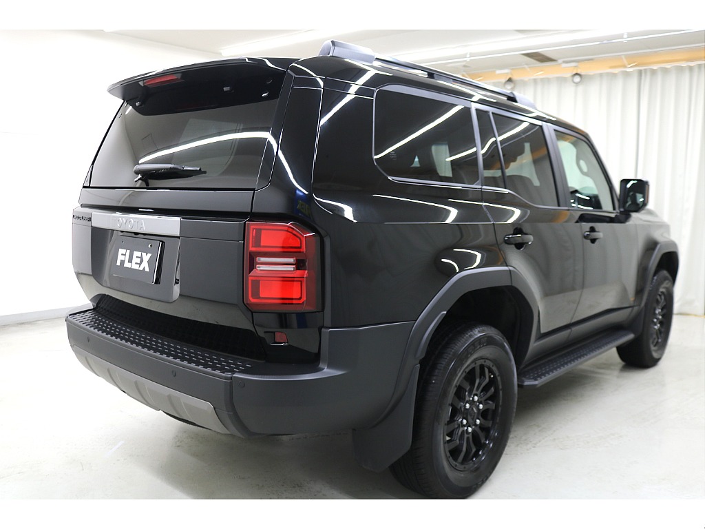 ワンオーナー☆リヤバンパーガード（シルバー）☆リヤスポイラー☆ＬＥＤテールランプ☆