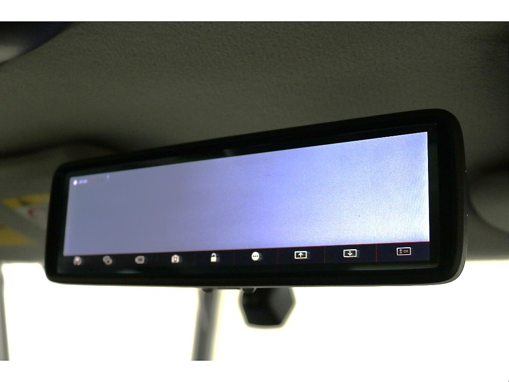 ドラレコ付きデジタルインナーミラー（ミラー交換型）