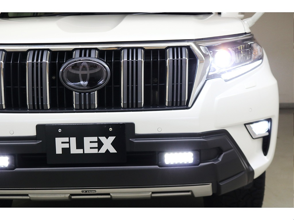 買取特選車☆ワンオーナー☆クリーンディーゼル☆新品２インチリフトＵＰ☆ＪＡＯＳバンパーガード☆ＬＥＤヘッドランプ☆