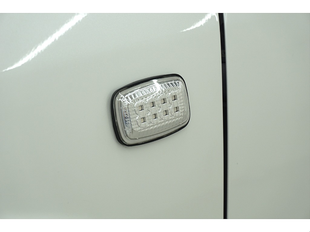 新品ＬＥＤサイドーマーカー☆