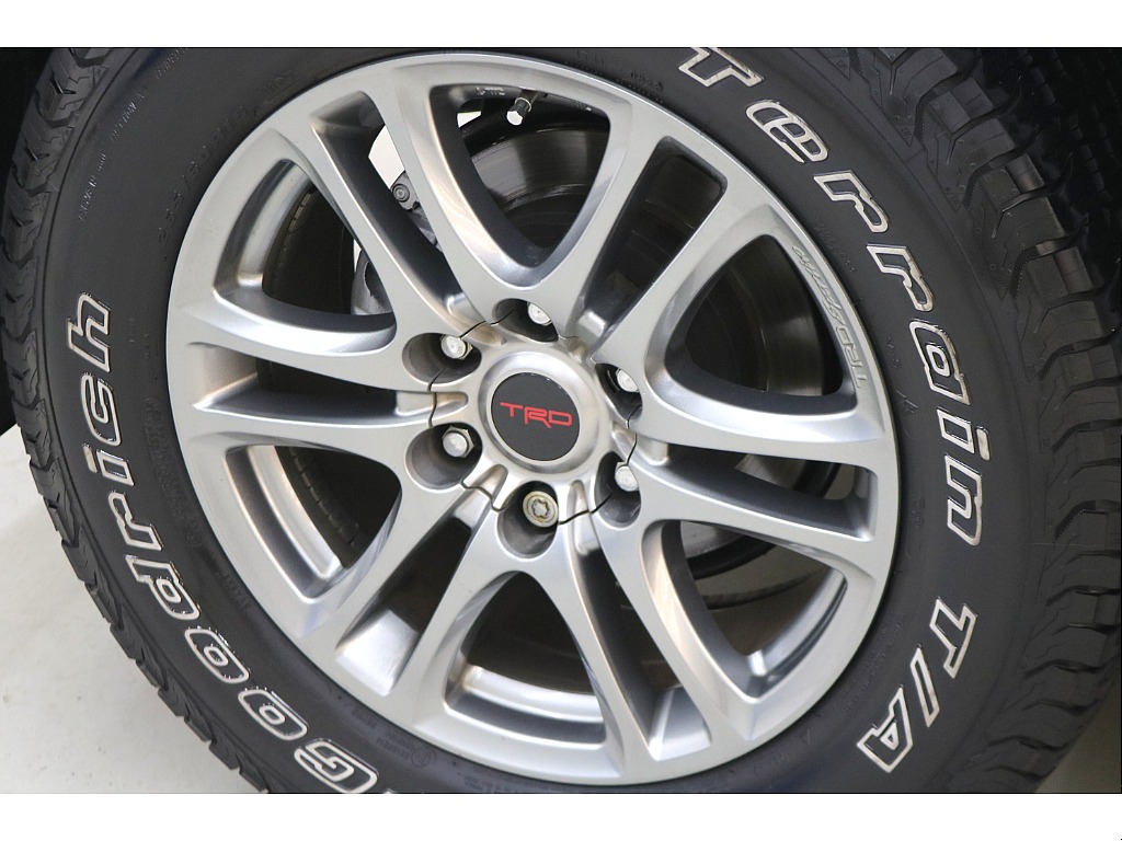 ＢＦグッドリッチTRAIL TERRAINタイヤ×ＴＯＹＯＴＡ純正オプションＴＲＤ１８インチＡＷ☆