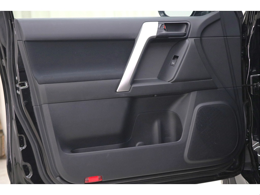 トヨタ&nbsp;ランドクルーザープラド&nbsp;プラド2.8DT TX 4WD&nbsp;&nbsp;北海道の詳細画像&nbsp;その14