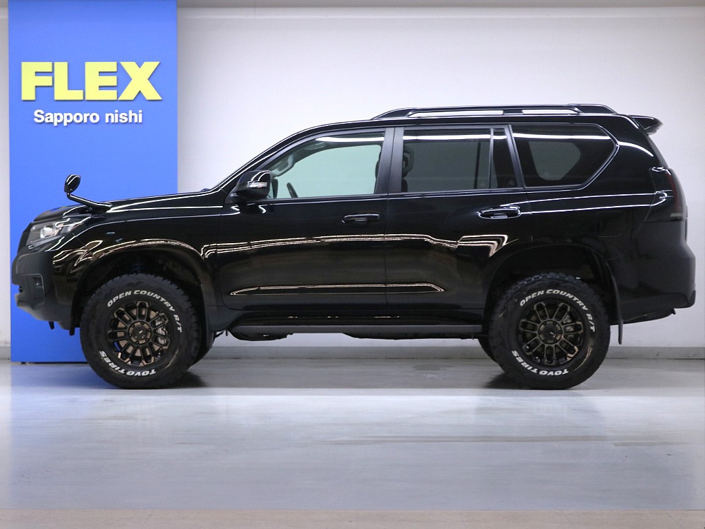 サンルーフ☆寒冷地仕様☆レーダークルーズコントロール☆クリアランスソナー☆ＢＩＧ－Ｘ９インチナビ☆バックカメラ☆ＥＴＣ☆新品オリジナルハンドル＆シフトノブ☆