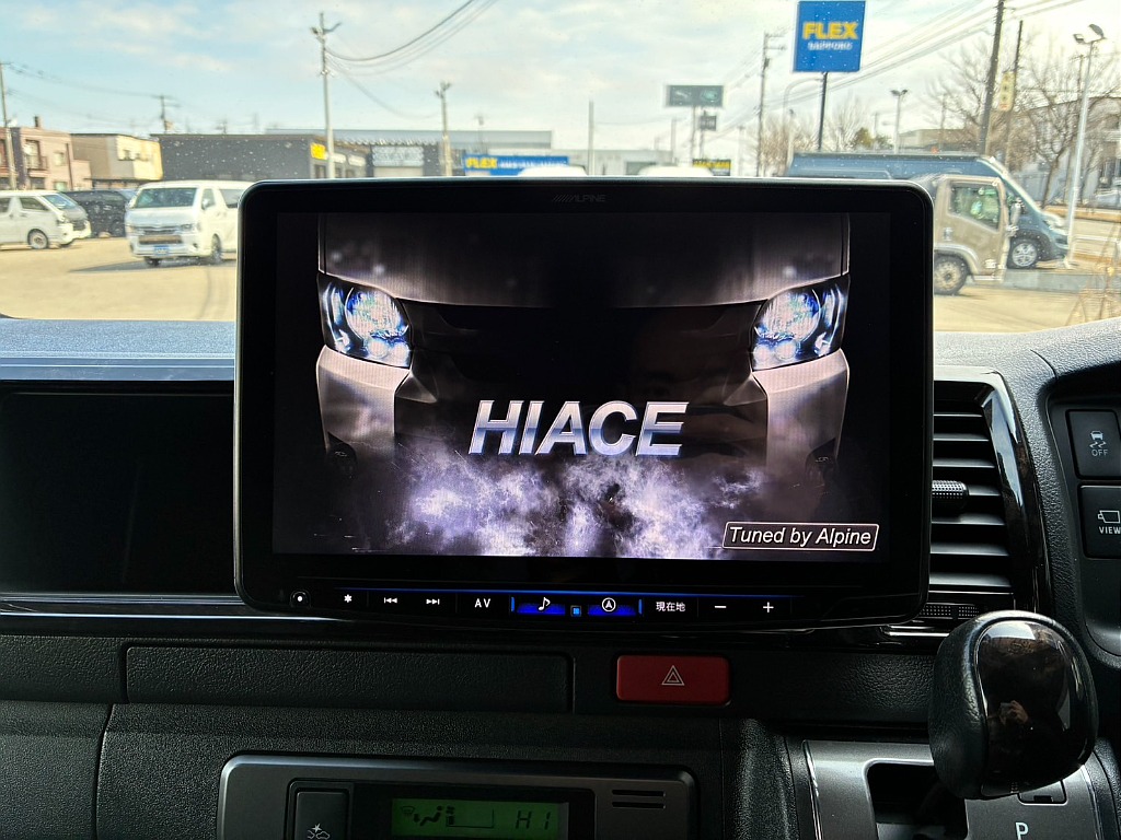 ALPINE製BIG-Xフローティングナビゲーション付き！