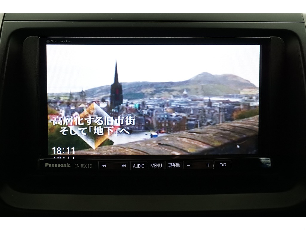 ストラーダＳＤナビ（フルセグ、Bluetooth対応）☆バックカメラ☆