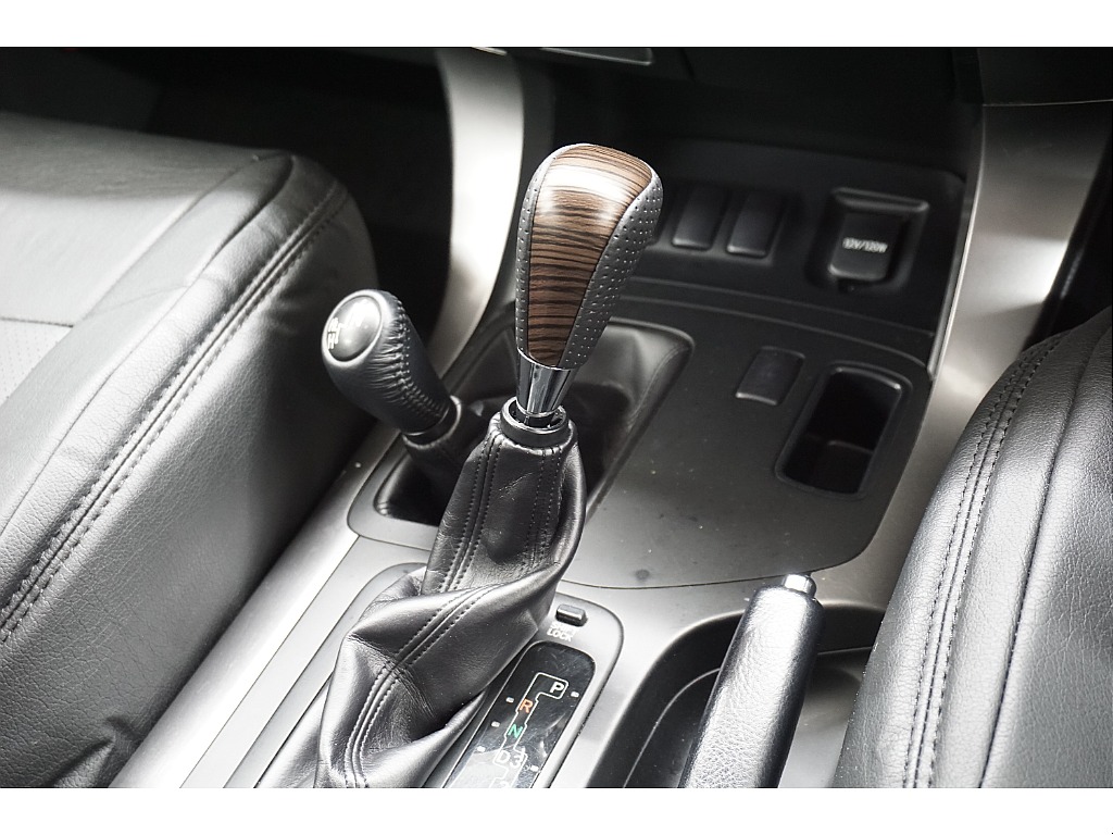 新品ヴィンテージ ウッドレザーシフトノブ☆