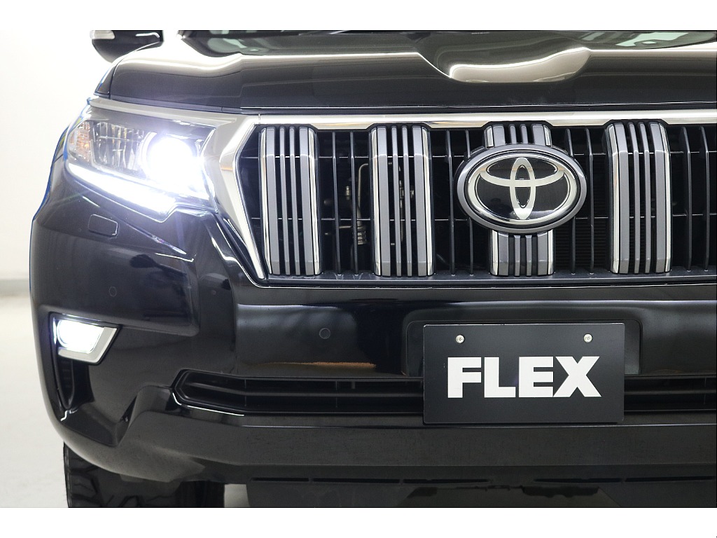 ワンオーナー☆クリーンディーゼル☆ユーザー買取車両☆２０２ブラック☆２インチリフトＵＰ☆ＬＥＤヘッドランプ＆フォグランプ☆ＦＬＥＸオリジナルＸＥＬＦ０２ホイール☆