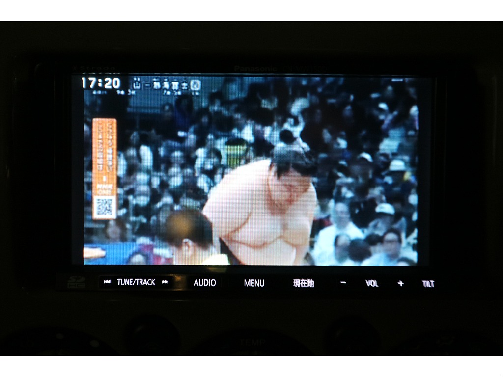 ストラーダＳＤナビ（ワンセグ対応）☆バックカメラ☆