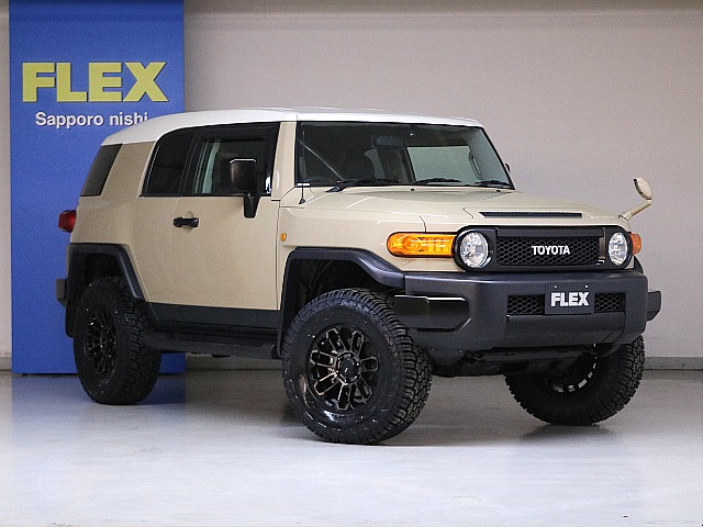 ＮＥＷ：トレイル仕様☆新品２インチリフトＵＰ☆新品バックカメラカバー☆ フューエルリッドカバー☆新品タイヤ＆ホイール☆新品オリジナルエンハンスナット☆