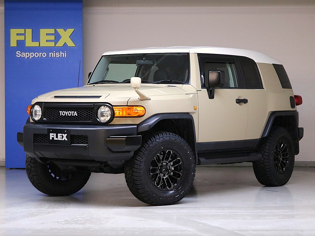 平成２３年式ＦＪクルーザー４．０カラーパッケージ４ＷＤ☆