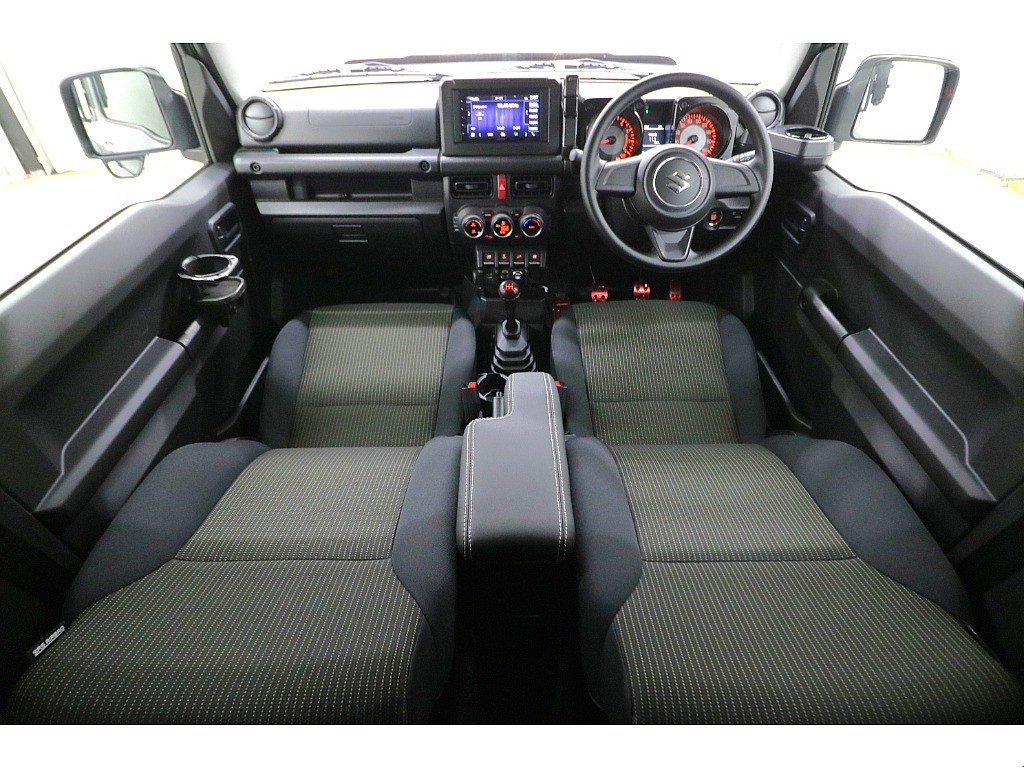 内装は当店にてルームクリーニング済みとなりますので綺麗な状態です♪