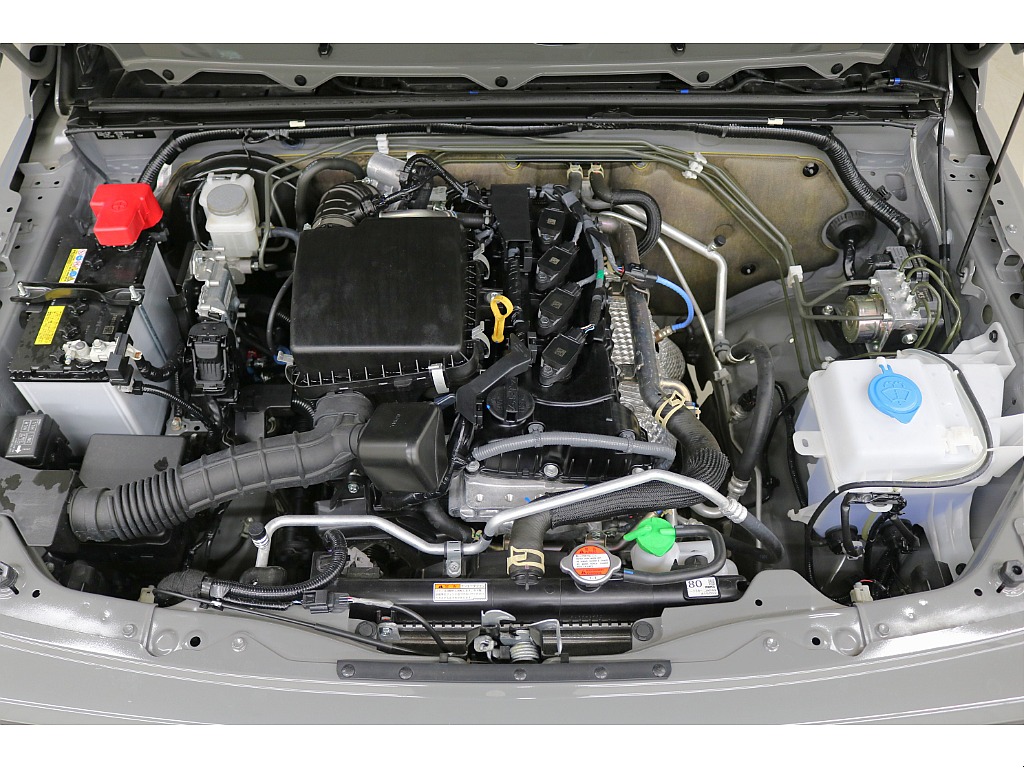 エンジンルームになります☆