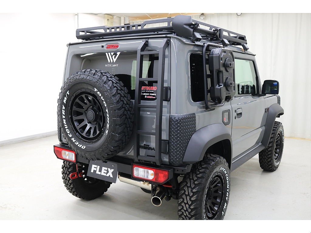 ショウワガレージリフトＵＰキット☆リヤスチールバンパー☆C.L.LINKスクエアルーフラック☆C.L.LINKリヤラダー（アルミ製）コーナープロテクター☆サイドラック☆牽引フック☆フジツボマフラー☆