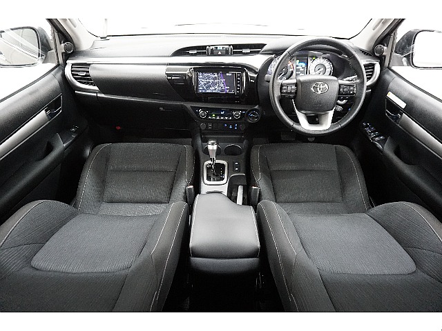 ブラックファブリックで上品なインテリアデザイン☆