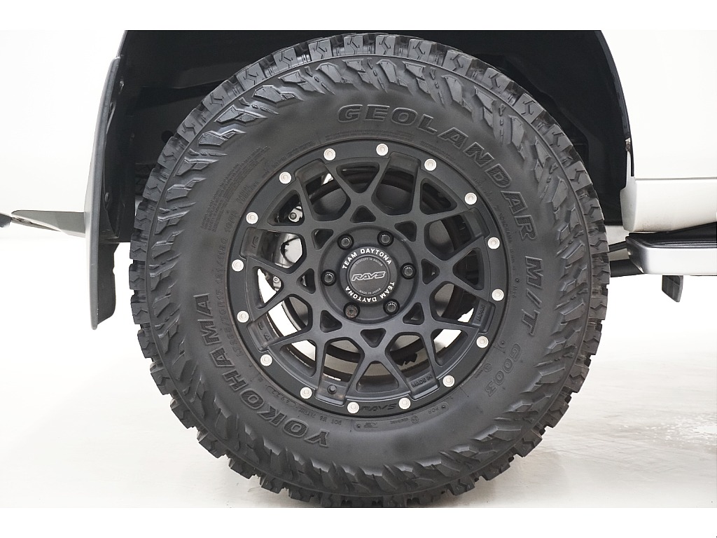 YOKOHAMAジオランダーM/T G003×RAYS TEAM DAYTONA M8　１７インチＡＷ☆