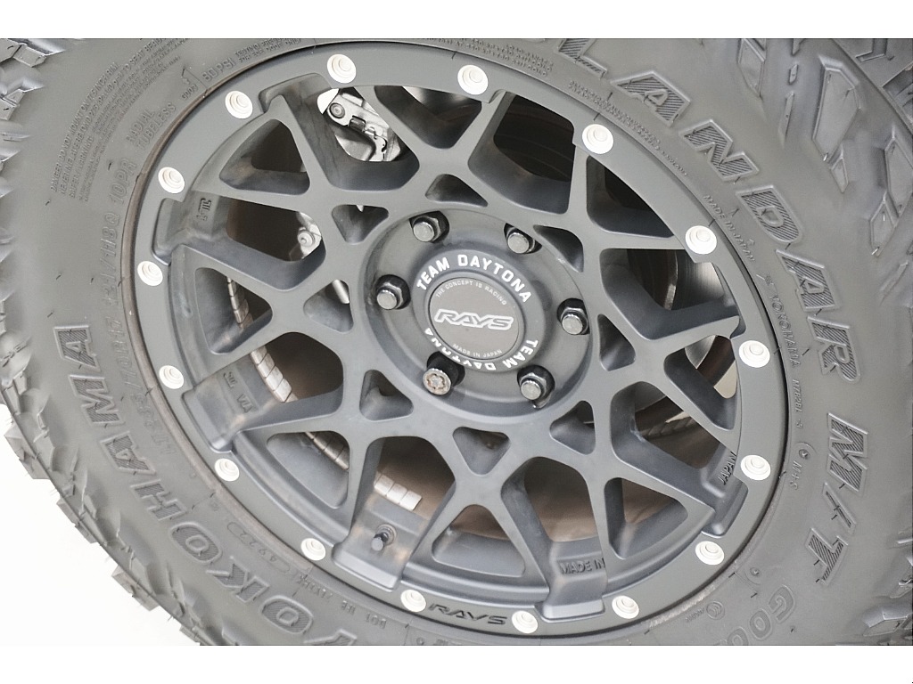 YOKOHAMAジオランダーM/T G003×RAYS TEAM DAYTONA M8　１７インチＡＷ☆