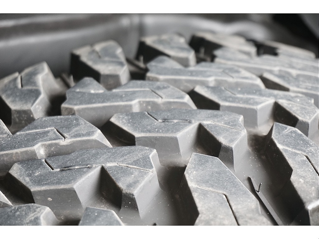 YOKOHAMAジオランダーM/T G003×RAYS TEAM DAYTONA M8　１７インチＡＷ☆